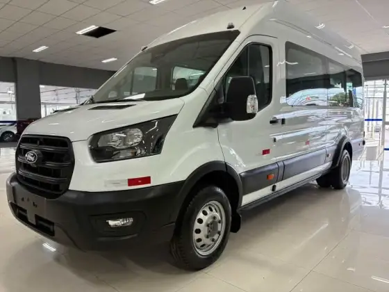 FORD TRANSIT 2.0 ECOBLUE DIESEL MINIBUS 17+1 L4H3 AUTOMÁTICO
