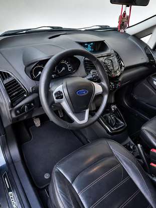FORD-ECOSPORT-2013