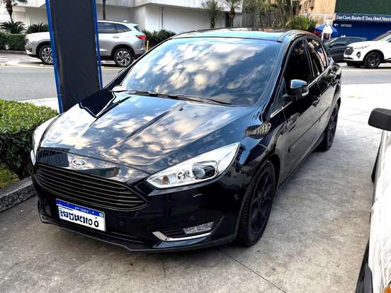 FORD-FOCUS-2.0 TITANIUM PLUS FASTBACK 16V FLEX 4P POWERSHIFT FORD-FOCUS-2016