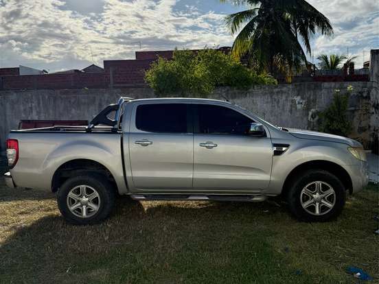 FORD-RANGER-2.5 XLT 4X2 CD 16V FLEX 4P MANUAL FORD-RANGER-2014