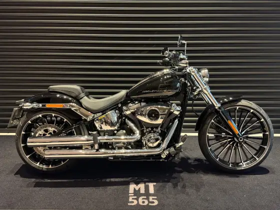 HARLEY-DAVIDSON SOFTAIL BREAKOUT 