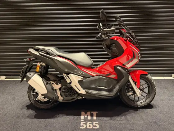 HONDA ADV 