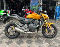HONDA CB 600F HORNET HONDA CB 600F HORNET