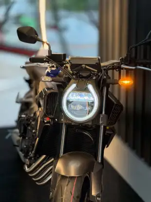 HONDA-CB 650R E-CLUTCH-2026