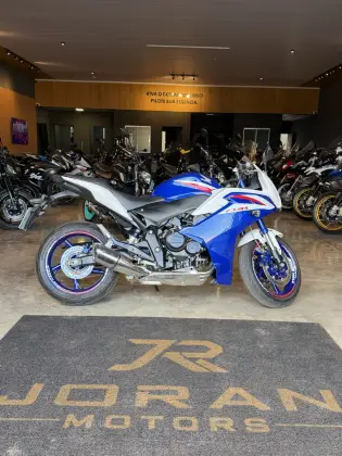 HONDA CBR 600F 