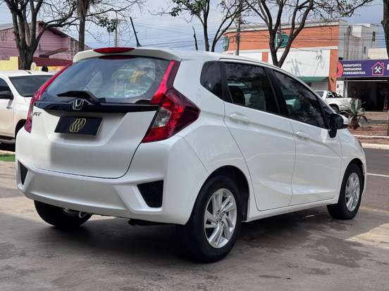 HONDA-FIT-2014