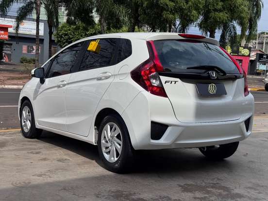 HONDA-FIT-2014