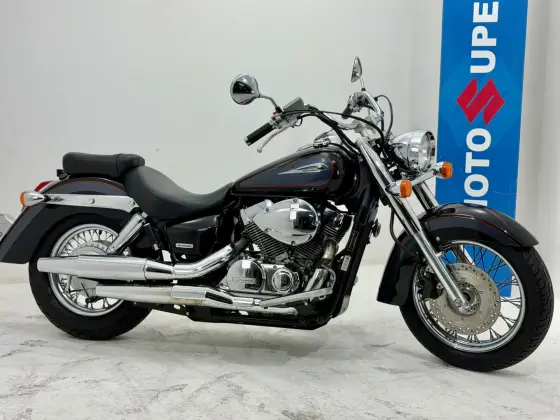 HONDA SHADOW 750 