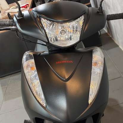 HONDA-BIZ 125 ES-2015