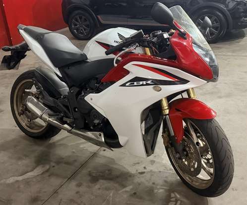 HONDA-CBR 600F-2012