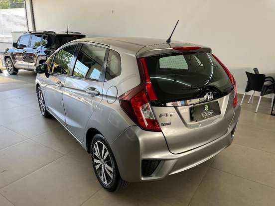 HONDA-FIT-2015