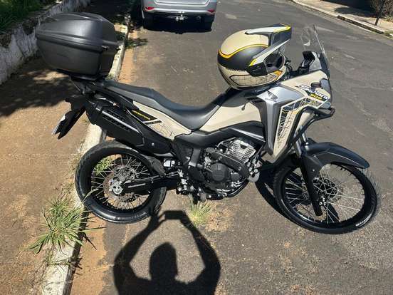 HONDA-XRE 300 SAHARA ADVENTURE-2024