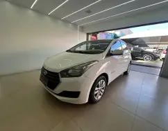 HYUNDAI HB20 1.6 COMFORT PLUS 16V FLEX 4P MANUAL HYUNDAI HB20 1.6 COMFORT PLUS 16V FLEX 4P MANUAL