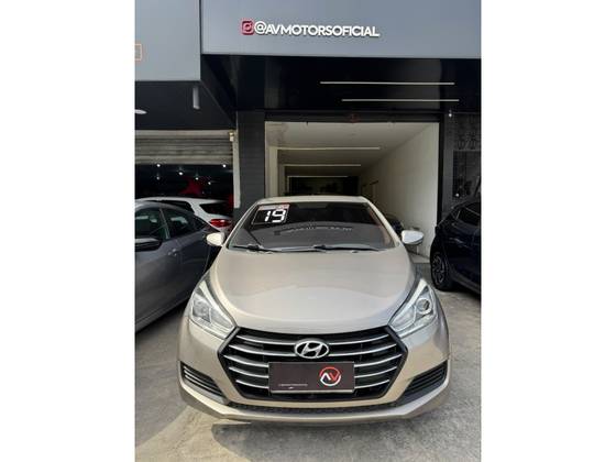 HYUNDAI HB20S 1.6 COMFORT PLUS 16V FLEX 4P AUTOMÁTICO