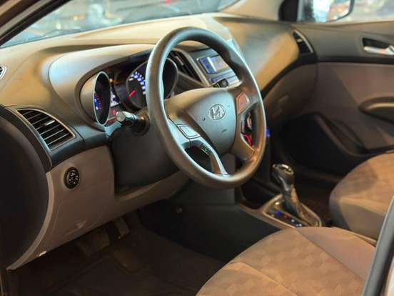 HYUNDAI-HB20S-1.6 COMFORT PLUS 16V FLEX 4P AUTOMÁTICO HYUNDAI-HB20S-2016