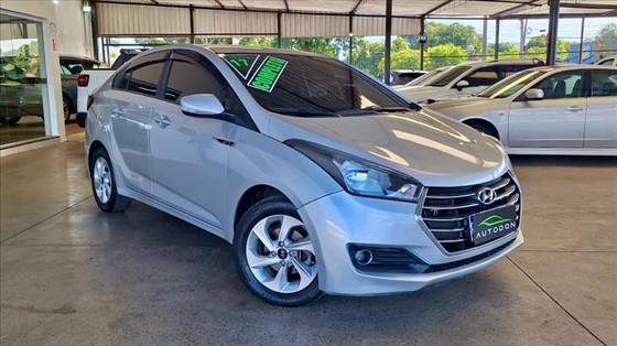 HYUNDAI HB20S 1.6 COMFORT STYLE 16V FLEX 4P MANUAL