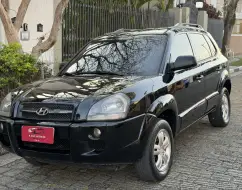 HYUNDAI TUCSON 2.0 MPFI GL 16V 142CV 2WD GASOLINA 4P AUTOMÁTICO HYUNDAI TUCSON 2.0 MPFI GL 16V 142CV 2WD GASOLINA 4P AUTOMÁTICO