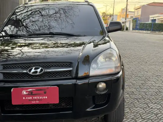 HYUNDAI-TUCSON-2.0 MPFI GL 16V 142CV 2WD GASOLINA 4P AUTOMÁTICO HYUNDAI-TUCSON-2008