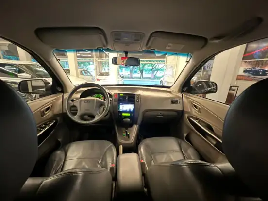 HYUNDAI-TUCSON-2014