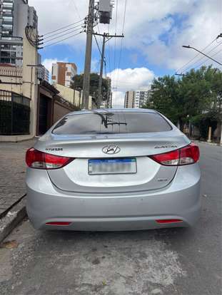 HYUNDAI-ELANTRA-2012