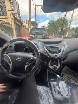 HYUNDAI-ELANTRA-1.8 GLS 16V GASOLINA 4P AUTOMÁTICO HYUNDAI-ELANTRA-2012