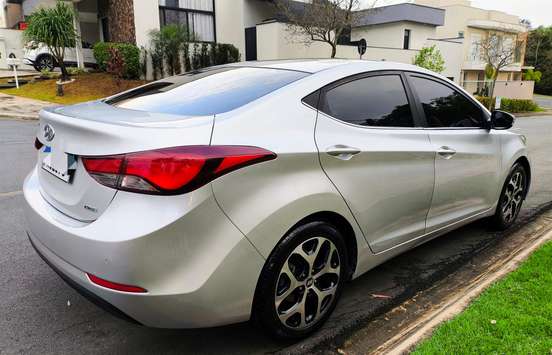 HYUNDAI-ELANTRA-2015