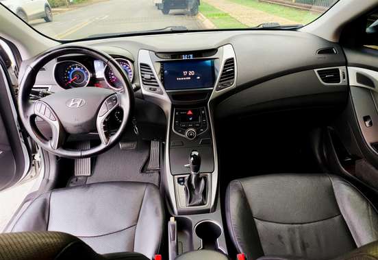 HYUNDAI-ELANTRA-2015