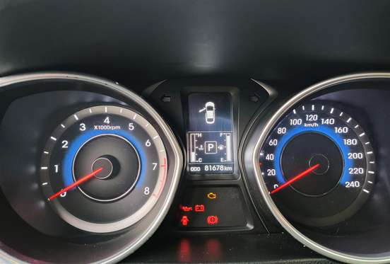 HYUNDAI-ELANTRA-2015