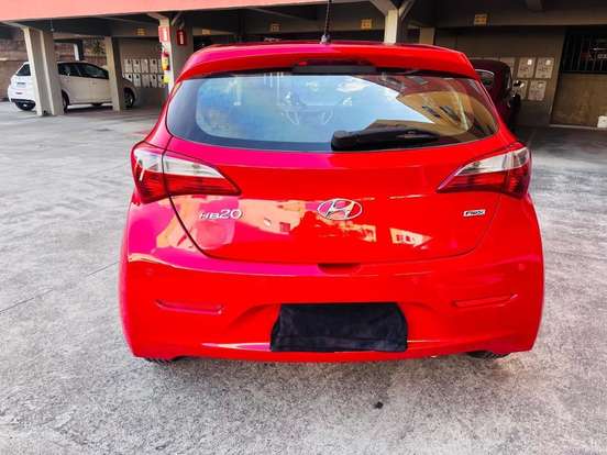 HYUNDAI-HB20-2013