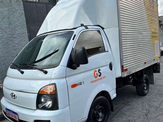 HYUNDAI-HR-2.5 LONGO SEM CAÇAMBA 4X2 16V 130CV TURBO INTERCOOLER DIESEL 2P MANUAL HYUNDAI-HR-2017