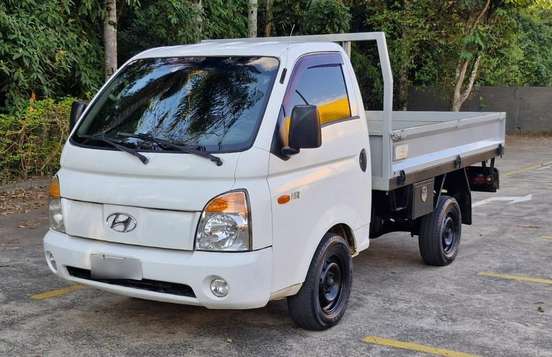 HYUNDAI-HR-2010