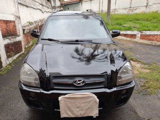 HYUNDAI TUCSON 2.0 MPFI GLS 16V 143CV 2WD GASOLINA 4P AUTOMÁTICO