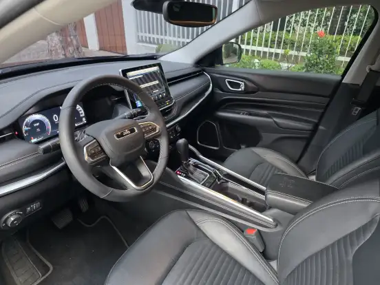JEEP-COMMANDER-1.3 T270 TURBO FLEX LONGITUDE AT6 JEEP-COMMANDER-2024