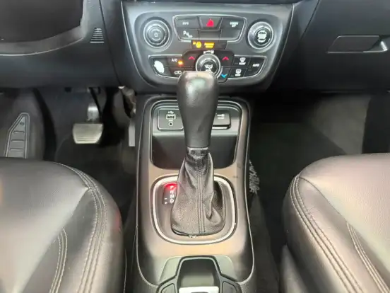 JEEP-COMPASS-2.0 16V FLEX LONGITUDE AUTOMÁTICO JEEP-COMPASS-2017