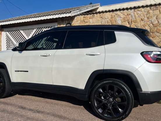 JEEP-COMPASS-2.0 16V DIESEL S 4X4 AUTOMÁTICO JEEP-COMPASS-2020