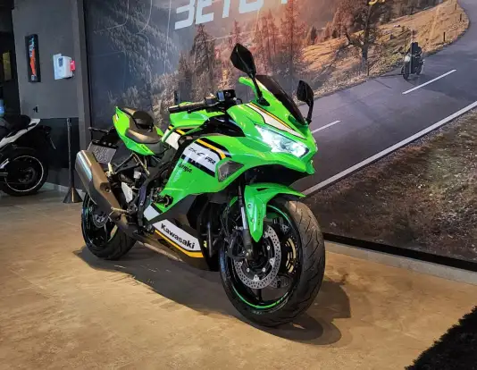 KAWASAKI-NINJA ZX-4RR KAWASAKI-NINJA ZX-4RR-2025