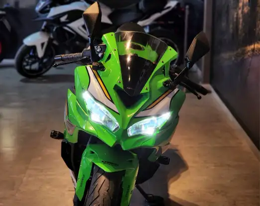 KAWASAKI-NINJA ZX-4RR KAWASAKI-NINJA ZX-4RR-2025