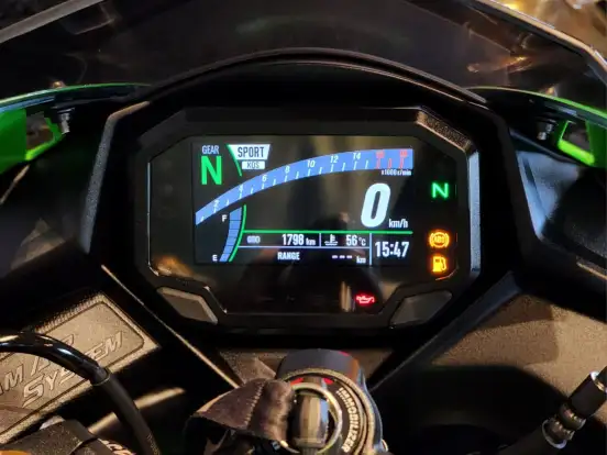 KAWASAKI-NINJA ZX-4RR KAWASAKI-NINJA ZX-4RR-2025