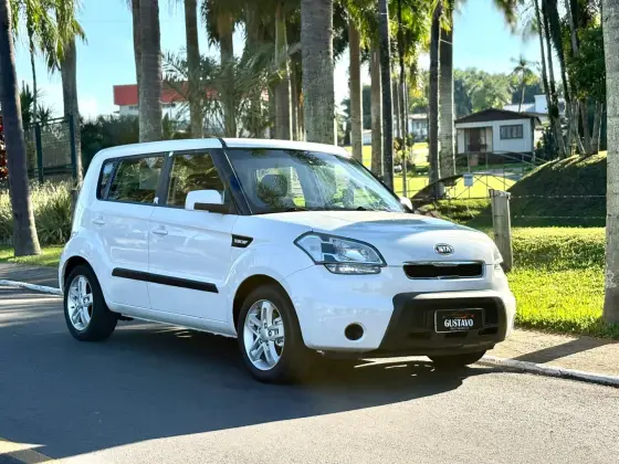 KIA SOUL 1.6 EX 16V FLEX 4P MANUAL