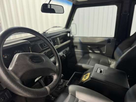 LAND ROVER-DEFENDER-2.5 CSW 110 4X4 TURBO DIESEL 4P MANUAL LAND ROVER-DEFENDER-2000