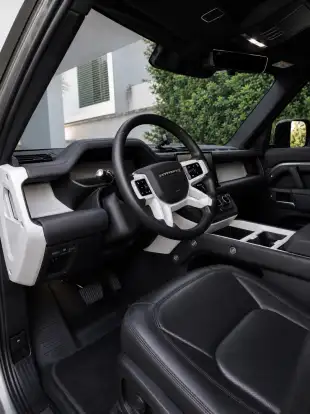 LAND ROVER-DEFENDER-2024