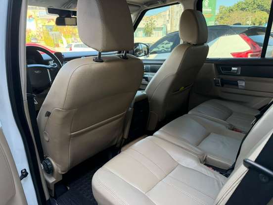 LAND ROVER-DISCOVERY 4-3.0 S 4X4 V6 24V BI-TURBO DIESEL 4P AUTOMÁTICO LAND ROVER-DISCOVERY 4-2015