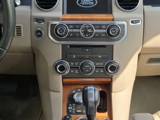LAND ROVER-DISCOVERY 4-5.0 V8 GASOLINA HSE 4WD AUTOMÁTICO LAND ROVER-DISCOVERY 4-2013