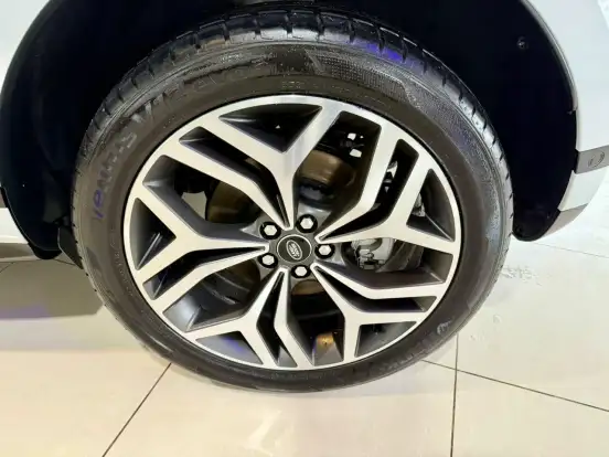 LAND ROVER-RANGE ROVER EVOQUE-2.0 P300 GASOLINA MHEV R-DYNAMIC HSE AWD AUTOMÁTICO LAND ROVER-RANGE ROVER EVOQUE-2020