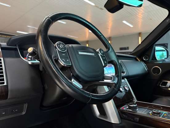 LAND ROVER-RANGE ROVER VOGUE-3.0 TDV6 4X4 24V TURBO DIESEL 4P AUTOMÁTICO LAND ROVER-RANGE ROVER VOGUE-2017
