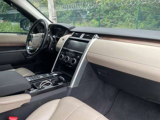 LAND ROVER-DISCOVERY-2018
