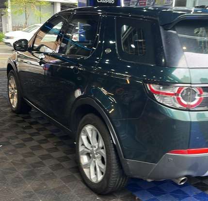 LAND ROVER-DISCOVERY SPORT-2015