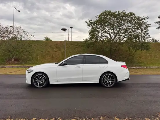 MERCEDES-BENZ-C 300-2023
