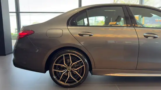 MERCEDES-BENZ-C 300-2026