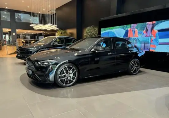MERCEDES-BENZ-C 300-2026